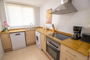 Kuchyňa alebo kuchynka v ubytovaní Apartamento Romero valencia