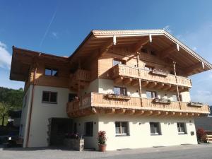 Budova, v ktorej sa apartmán nachádza