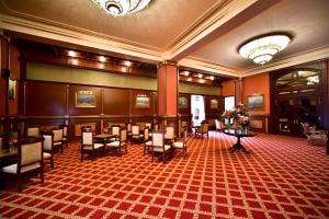 Posezení v ubytování METROPOL HOTEL Yerevan