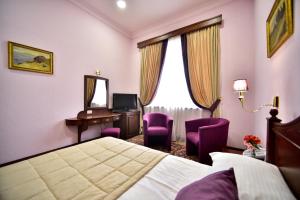Sjónvarps- og/eða afþreyingartæki á METROPOL HOTEL Yerevan