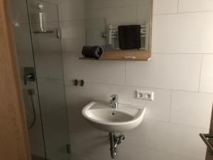 Kúpeľňa v ubytovaní Gästehaus Glock