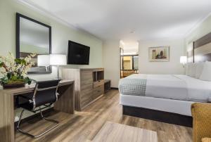 Μια τηλεόραση ή/και κέντρο ψυχαγωγίας στο Americas Best Value Inn Columbus