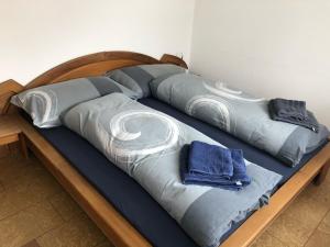 Postel nebo postele na pokoji v ubytování Chasa Mundin