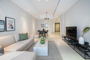 Zona de estar de Nox Family Suites Dubai - Jumeirah 3, Jumeirah Beach