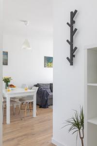 Galeriebild der Unterkunft Apartments Left & Right with jacuzzi, 4 stars in Makarska