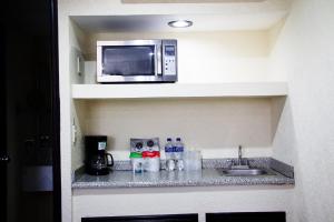 Cucina o angolo cottura di Best Western Real Tula Express