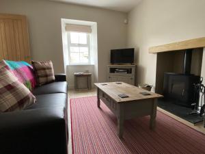 Gallery image of Islas Cottage, a home in the Heart of Speyside in Dufftown