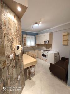 Kuchyň nebo kuchyňský kout v ubytování AktYs Elegant Studio, Athens + 14 fotografií