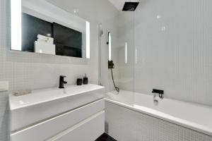 Kúpeľňa v ubytovaní Ocean Mint - Apartamenty przy plaży + 15 fotografií