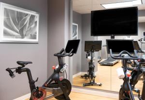 Fitness centrum a/nebo fitness zařízení v ubytování The Churchill Hotel Near Embassy Row