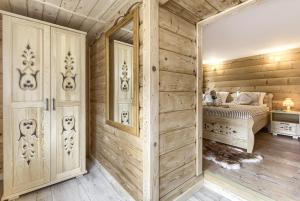 Kúpeľňa v ubytovaní Apartamenty VILLA SKI-BÓWKI + 37 fotografií