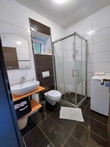 Afbeelding uit fotogalerij van Apartament Marta in Bale