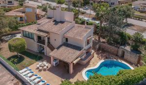 Πισίνα στο ή κοντά στο Sa casa des Padrino