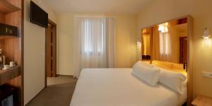 SH Suite Palace, Valencia – Updated 2022 Prices