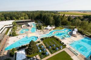 Bazén v ubytování Johannesbad Hotel Phönix nebo v jeho okolí
