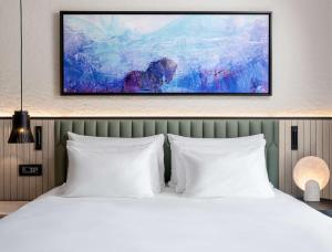 Llit o llits en una habitació de Radisson Collection Hotel, Bodrum