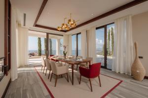 Зона вітальні в ĀNANTI Resort, Residences & Beach Club - The Leading Hotels of the World