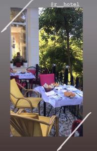 R HOTEL餐厅或其他用餐的地方