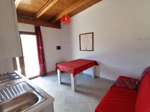 A seating area at AGRITURISMO VIGNA DE' LUCERI