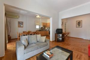 Posedenie v ubytovaní nefeli apartment