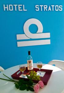 Напої в Stratos Hotel