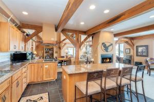 Gallery image of Double Eagle Way 102 in Telluride