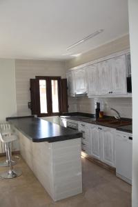 A kitchen or kitchenette at Lapiaz