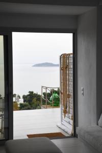 Foto de la galería de The Hidden Gem en Skíathos