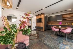 Villa Laverna的厨房或小厨房