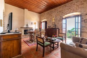 TV a/nebo společenská místnost v ubytování Guesthouse Kellia