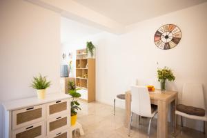 Fotografie z fotogalerie ubytování Apartmani Lelu v destinaci Pridraga