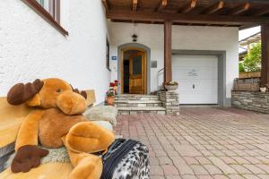 Hoone, kus hommikusöögiga majutusasutus asub