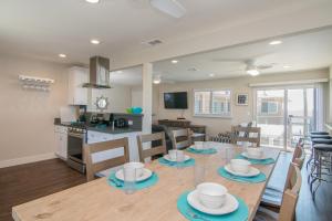 Gallery image of 1202 South Pacific in Oceanside