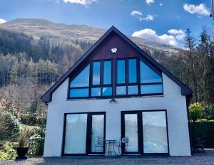 Gallery image of Hunters Lodge Apartments in Ballachulish