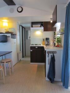 Gallery image of Mobilhome Pampelonne Jacobs in Saint-Tropez