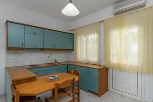 Φωτογραφία από το άλμπουμ του Tina's Apartments στον Αδάμαντα