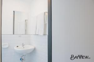 A bathroom at Bay View Inn