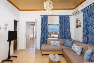 Gallery image of Akoli Blue - an Elegant residence by the sea in Rodhodháfni