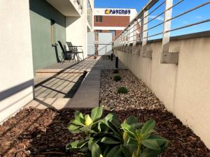 Budova, kde se apartmán nachází + 24 fotografií