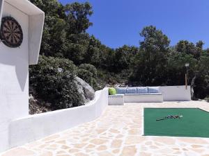 Bazén v ubytovaní Relax tiny villas 40 meters of the beach alebo v jeho blízkosti