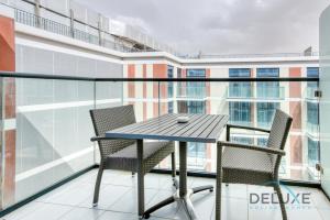 Balkón nebo terasa v ubytování Calm Studio in Damac Celestia A Dubai South by Deluxe Holiday Homes