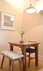 Sunny First Floor Stockbridge Flat