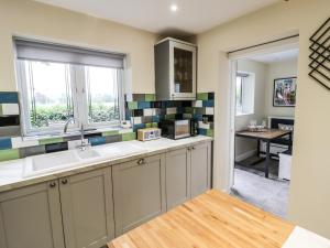 Köök või kööginurk majutusasutuses Globe Cottage