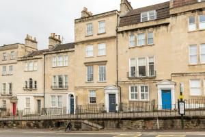 Gallery image of Ainslie's Apartment Belvedere in Bath