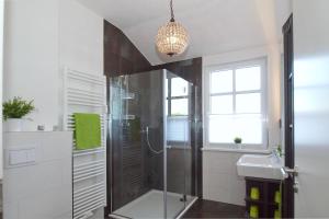 Ένα μπάνιο στο Residenz von Flotow Wohnung 16 +15 φωτογραφίες