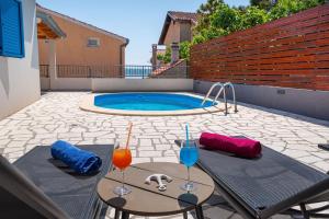 Imagen de la galería de Villa Nika, en Jasenice 81 fotos más