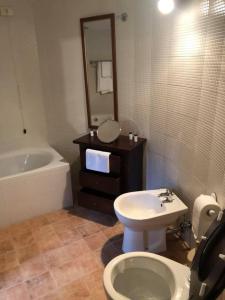 Koupelna v ubytování Albergo Le Casaline