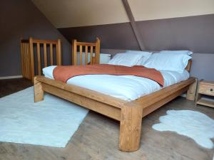 Ліжко або ліжка в номері Gîte de la Motte