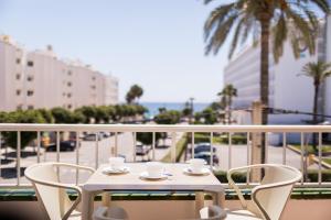 Apartamentos Vistamar I - MC Apartamentos Ibiza, Playa den ...