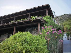 Zahrada ubytování Seaside Duplex Stone Villa